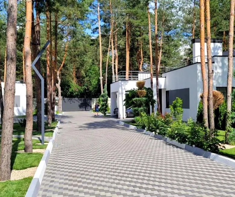Продаж будинку мрії в КМ Forest Villa